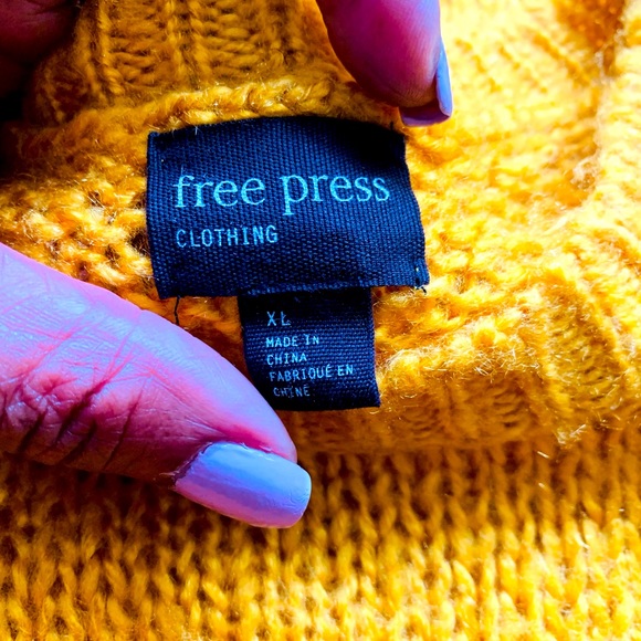 ✨ Free Press✨ Gold Oversized Round Rib-Knit Neckline Sweater W/Bishop Sl… - Picture 6 of 11